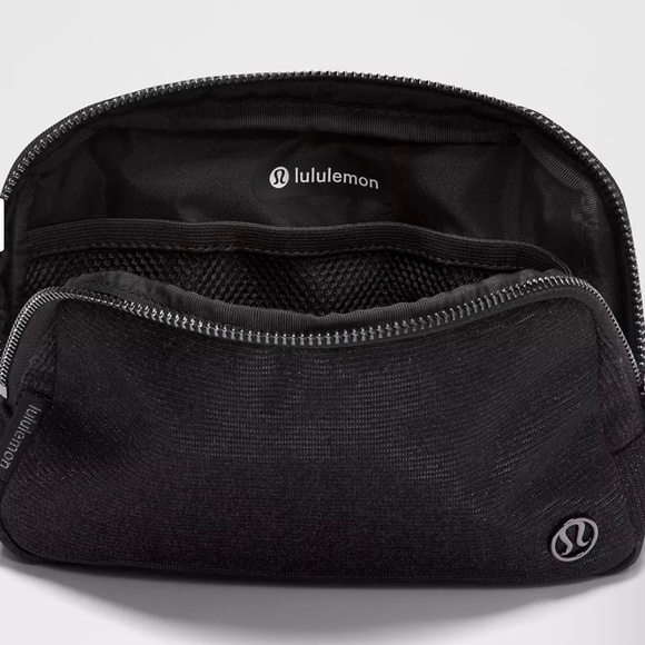 Lululemon Everywhere Glitter Belt Bag 1L in Dark Silver/Graphite Grey/Silver - Picture 6 of 8